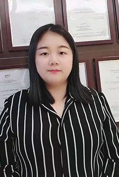 羅金艷女士，從事注冊行